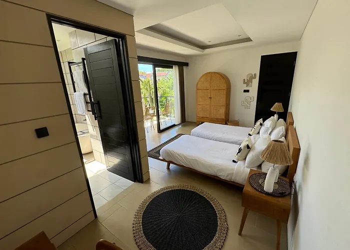 Villa Kymarienna Villa - 3 Bedroom Legian *