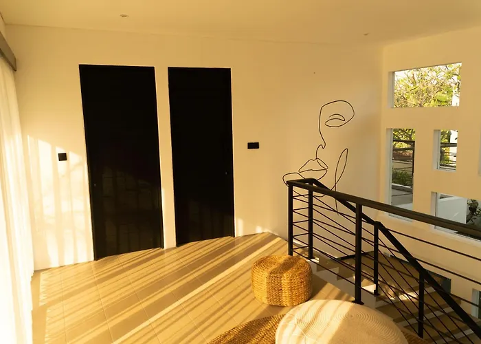 Kymarienna Villa - 3 Bedroom Legian Villa
