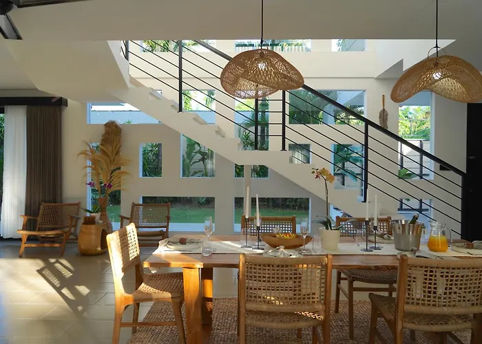 Kymarienna Villa - 3 Bedroom Legian *